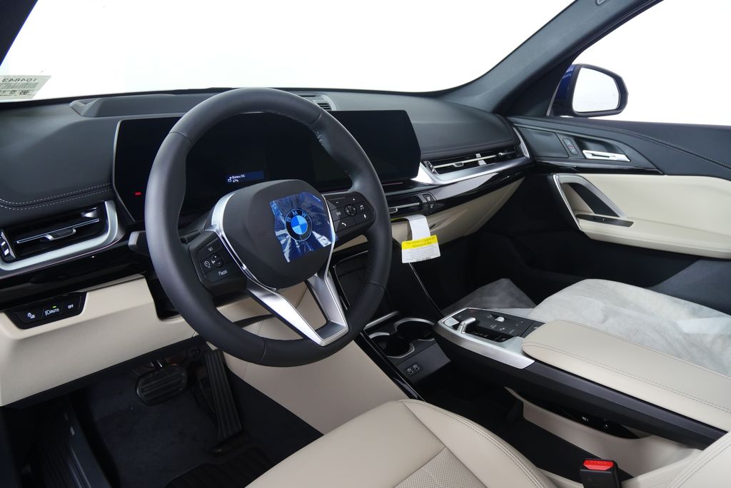 Thumbnail: 2025 BMW X1 - 12