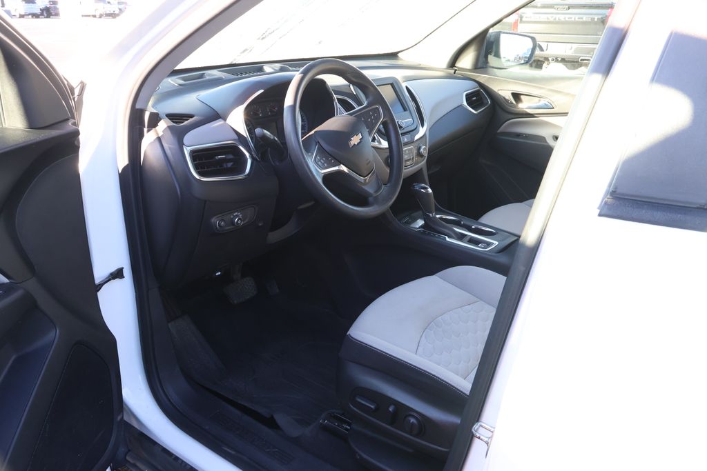 Thumbnail: 2021 Chevrolet Equinox - 12