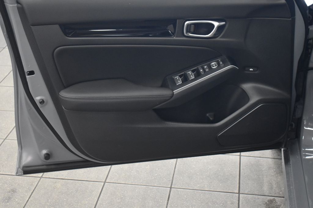 2025 Honda Civic Sport Touring 8