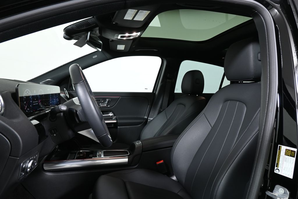 Thumbnail: 2026 Mercedes-Benz GLA - 15