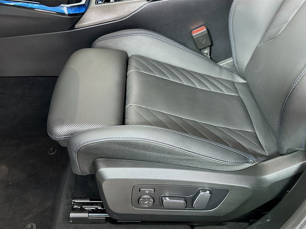 Thumbnail: 2025 BMW X3 - 19