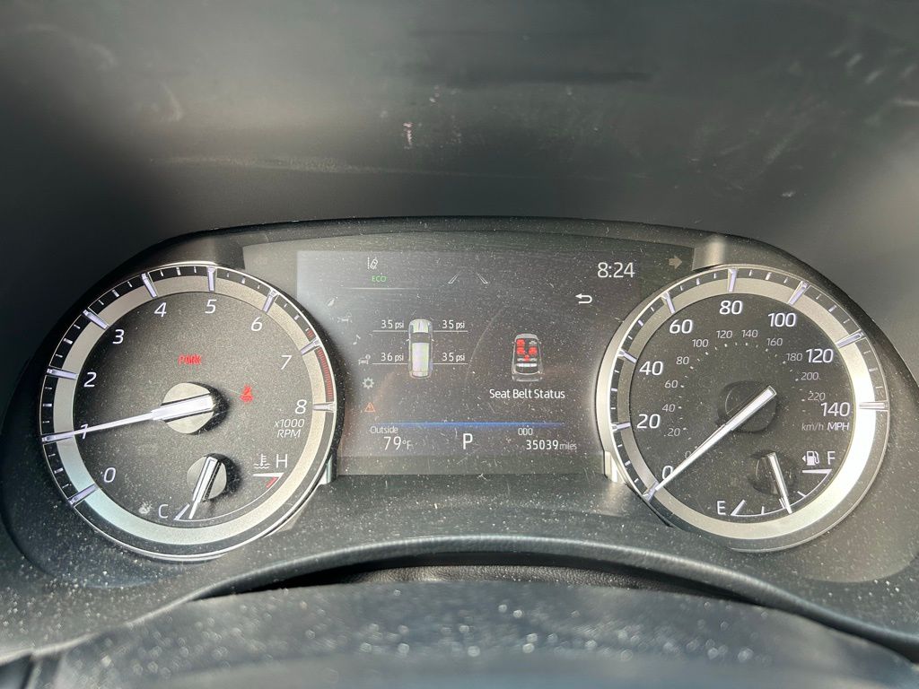 2022 Toyota Highlander XLE 23