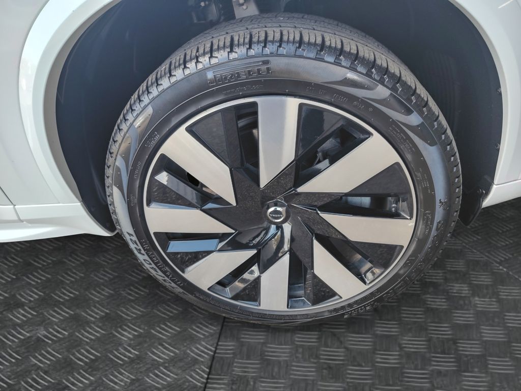 Used Car 2022 Volvo Xc90 Recharge Plug-in Hybrid  T8 Inscription 6 Passenger For Sale Under $35,000 In Austin, Texas