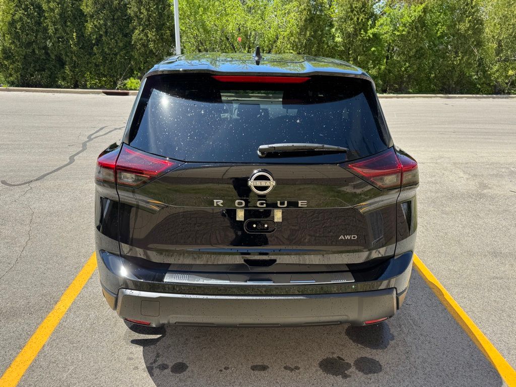 New 2026 Super Black Nissan SV image 5