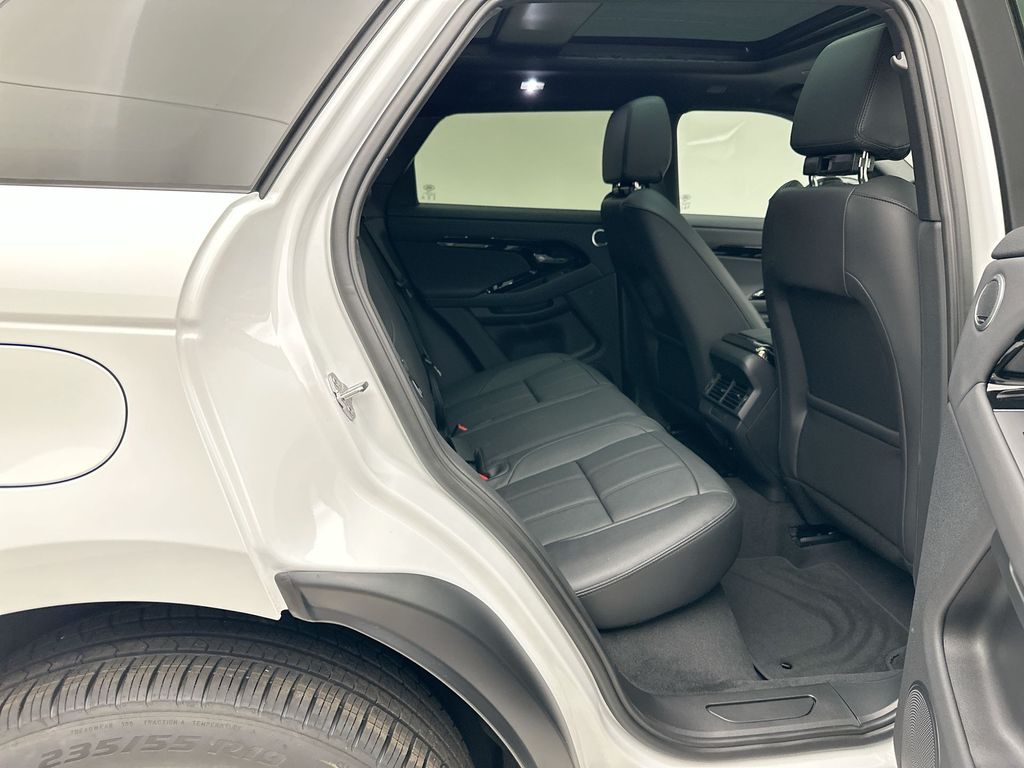 Thumbnail: 2026 Land Rover Range Rover Evoque - 7
