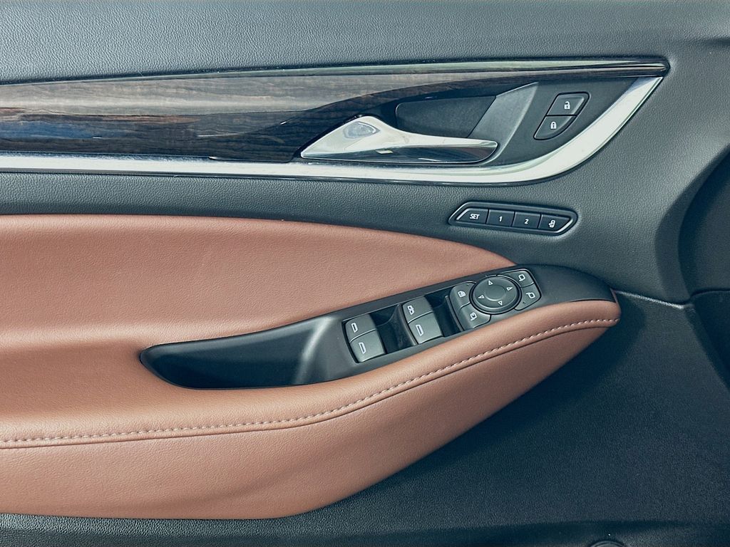 Thumbnail: 2019 Buick Enclave - 17
