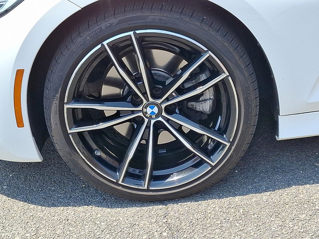 2022 BMW 3 Series 330i xDrive 8