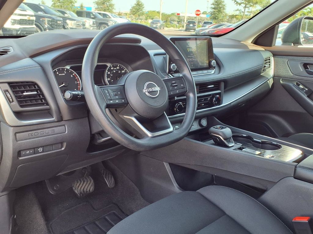 Used 2023 Nissan Rogue SUV