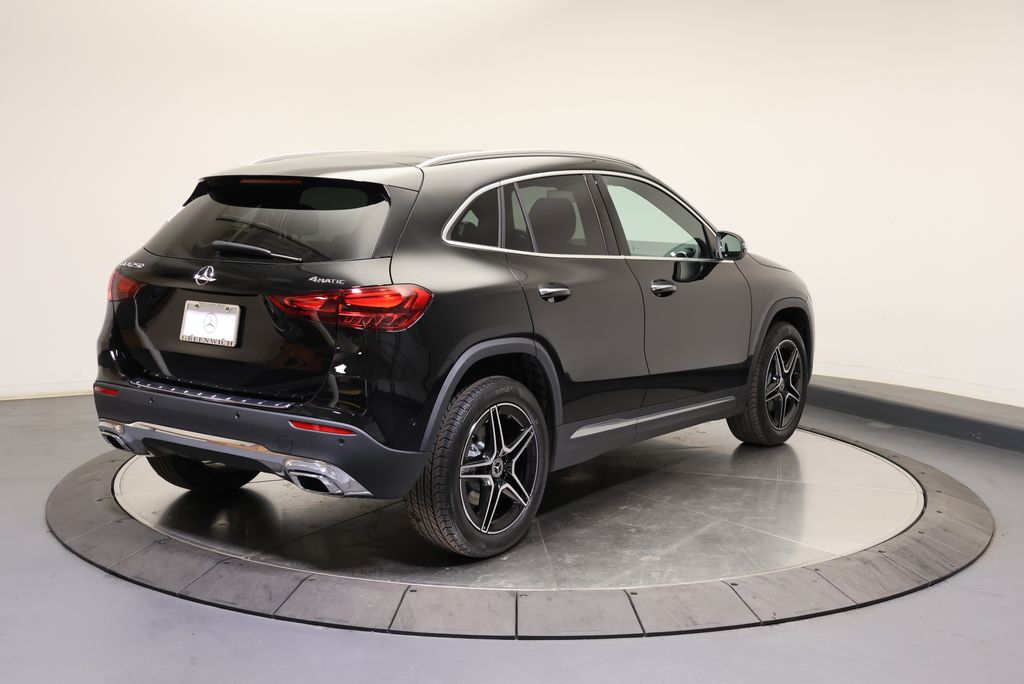 Thumbnail: 2026 Mercedes-Benz GLA - 7