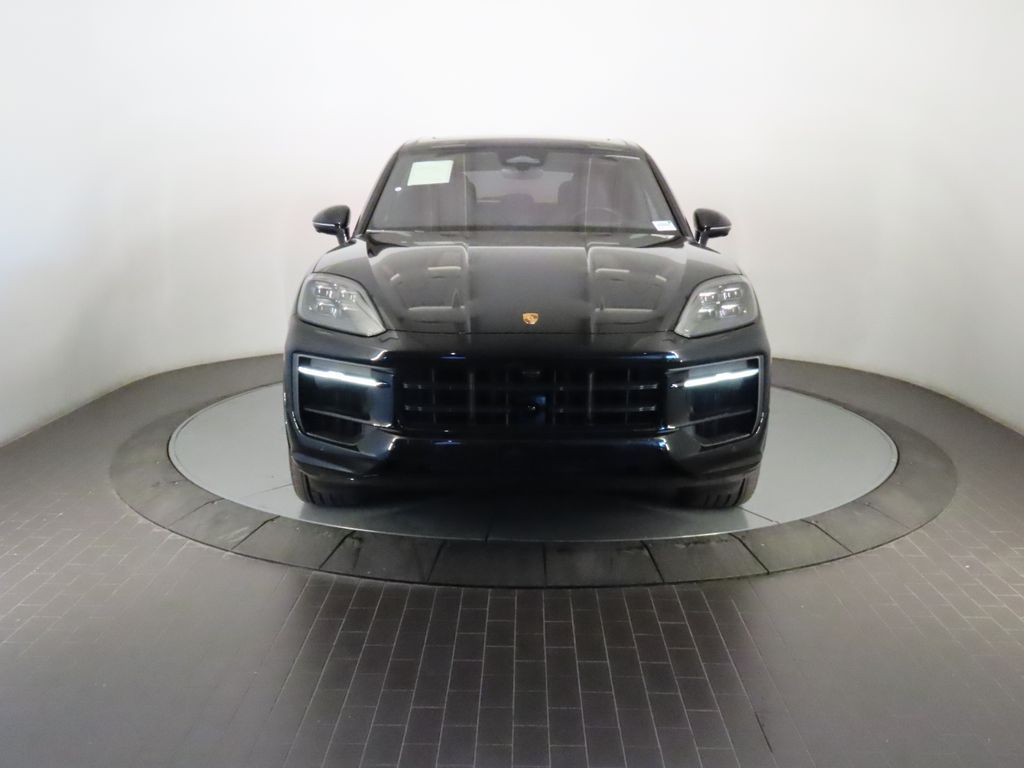 Thumbnail: 2026 Porsche Cayenne - 10