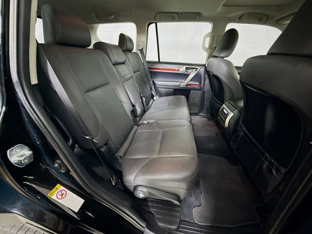 Thumbnail: 2019 Lexus GX - 29
