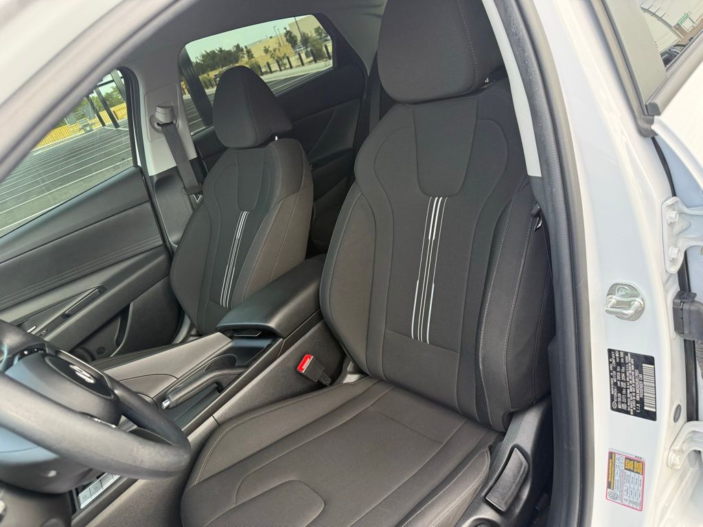 Thumbnail: 2024 Hyundai Elantra - 14