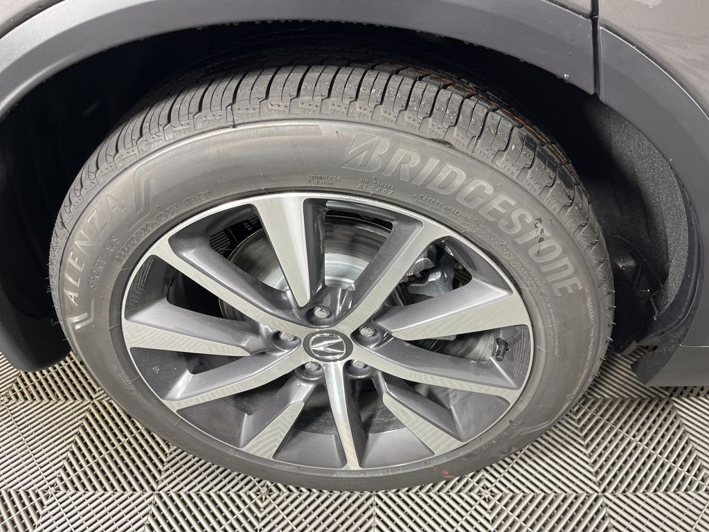 Thumbnail: 2026 Acura MDX - 15