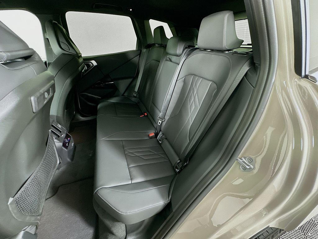 Thumbnail: 2026 BMW X3 - 17