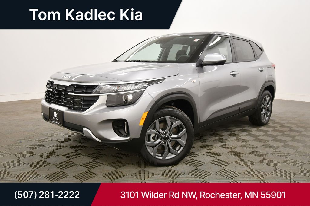 Steel Gray 2026 Kia Seltos SUV / Crossover All-Wheel Drive Continuously Variable Transmission