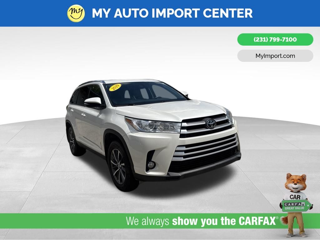 White (Blizzard Pearl) 2019 Toyota Highlander SUV / Crossover All-Wheel Drive 8-Speed Automatic