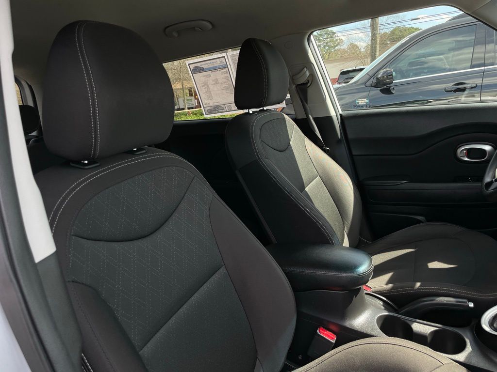 Thumbnail: 2016 Kia Soul - 29