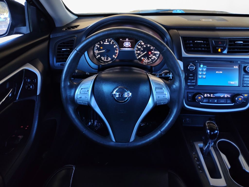 Used Car 2016 Nissan Altima  2.5 Sl For Sale Under $10,000 In Austin, Texas