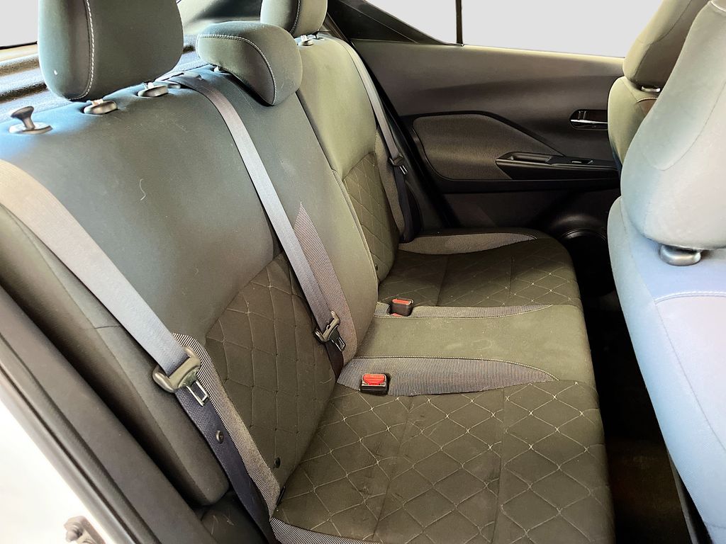Used 2019 White Nissan SV image 24