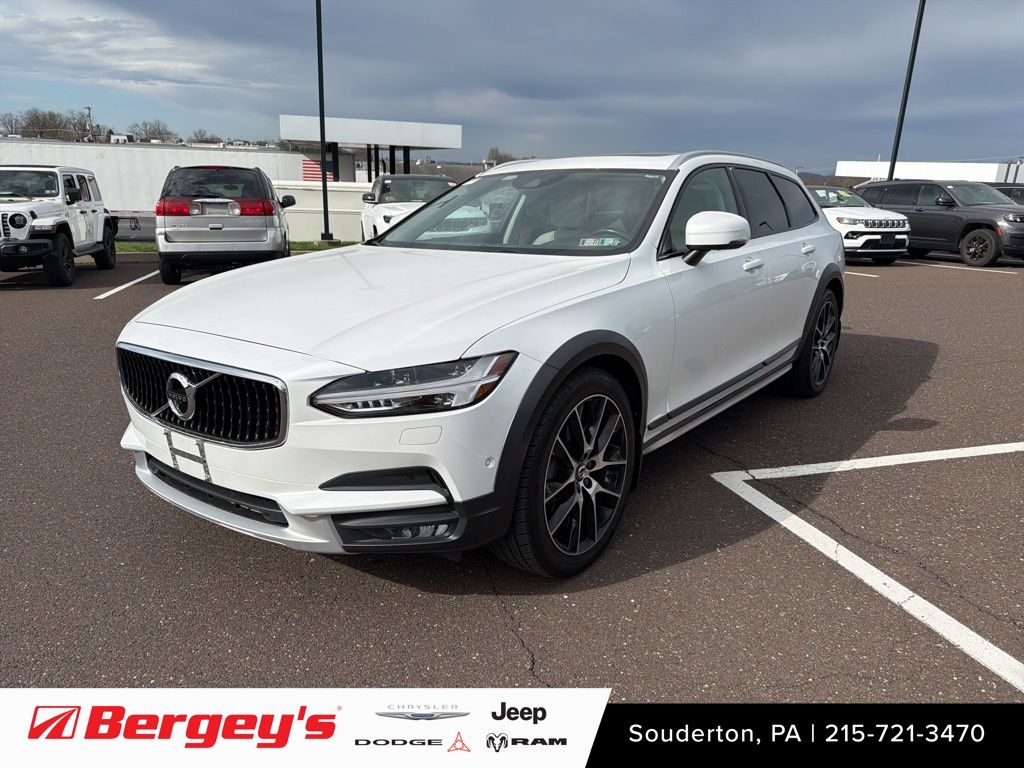 Crystal White Pearl 2017 Volvo V90 Cross Country T6 AWD Wagon All-Wheel Drive Automatic