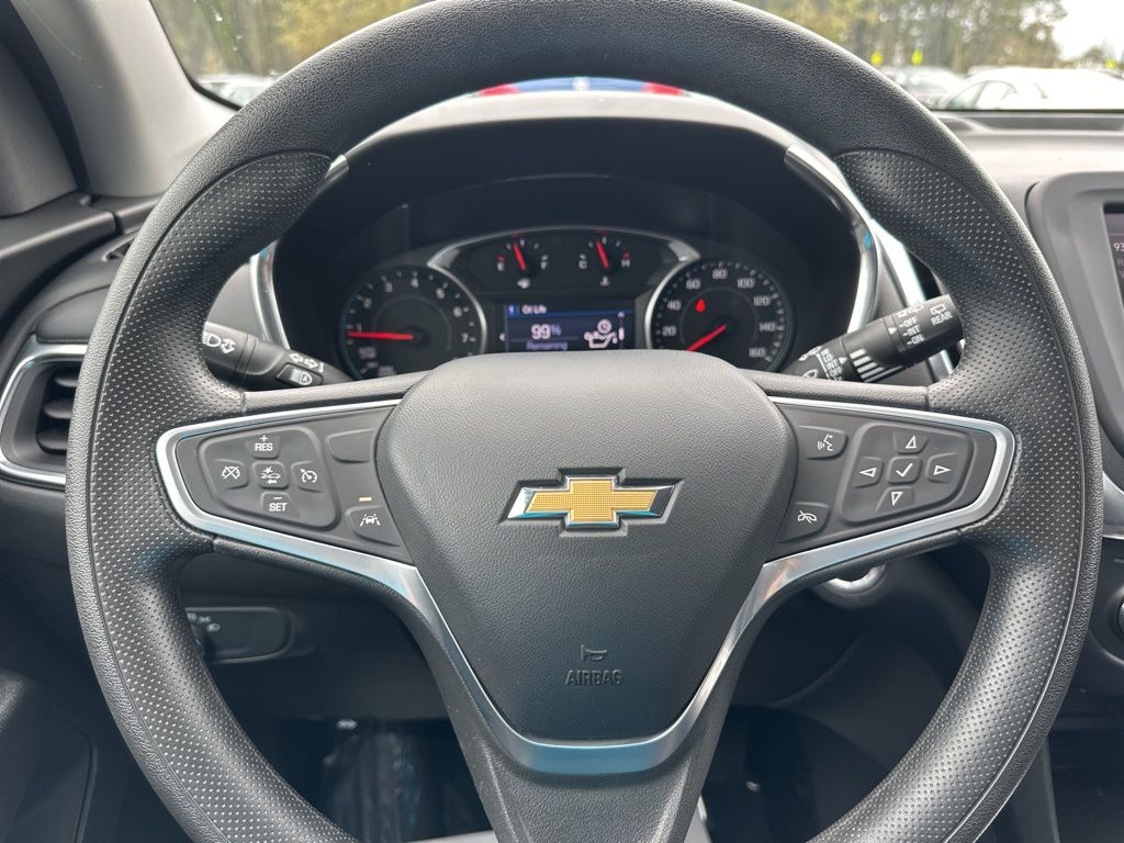 2022 Summit White Chevrolet Equinox LT FWD SUV