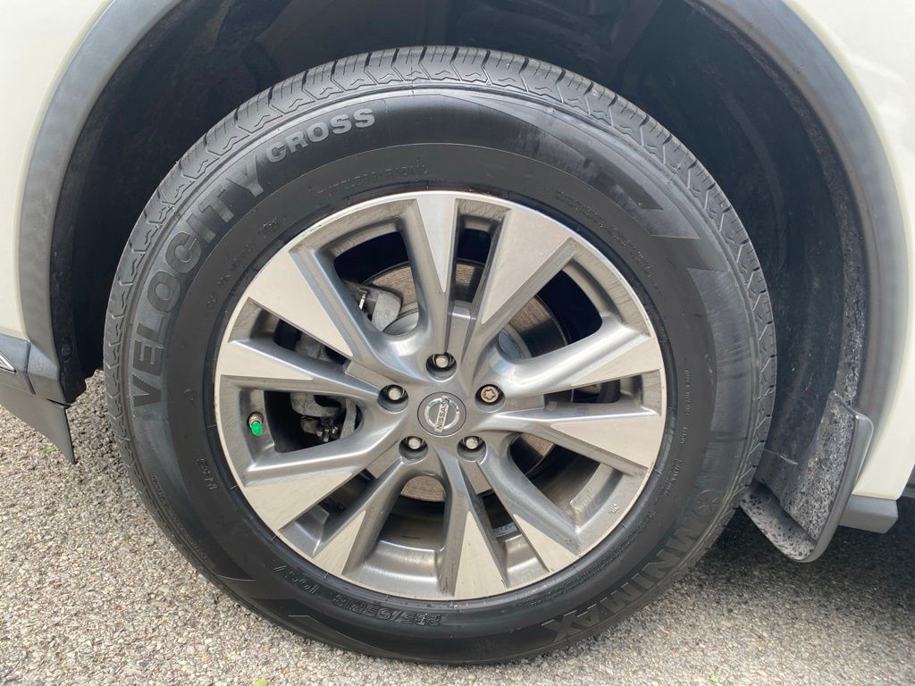 2018 Nissan Murano SL White at John Sisson Motors