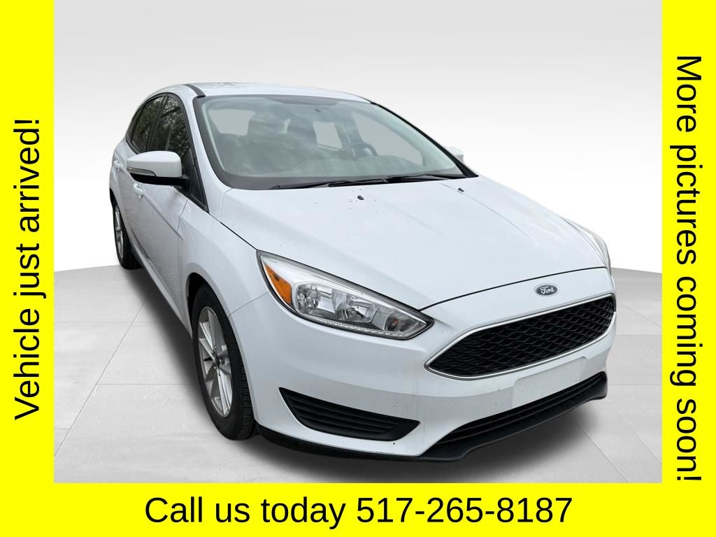 Oxford White 2018 Ford Focus SE Sedan Front-Wheel Drive 6-Speed Automatic