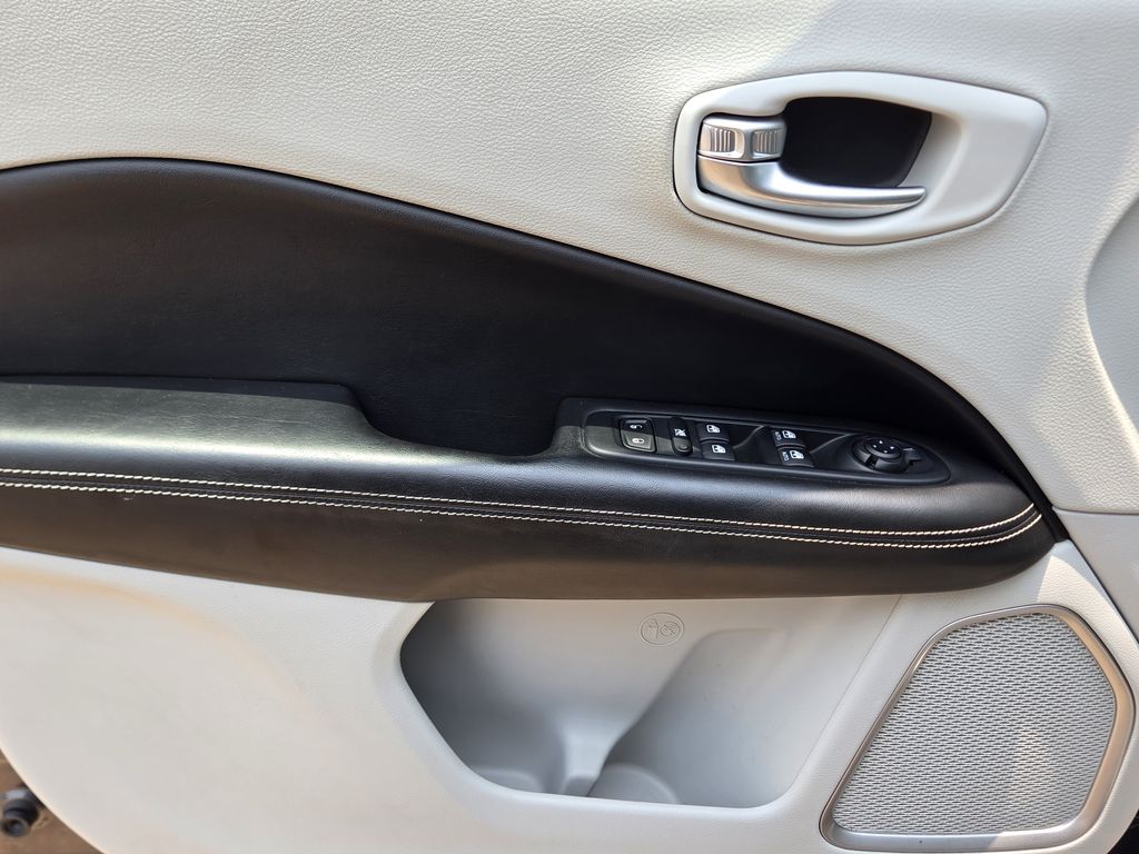 2018 Jeep Compass Latitude Gray at Durrett Motor Company