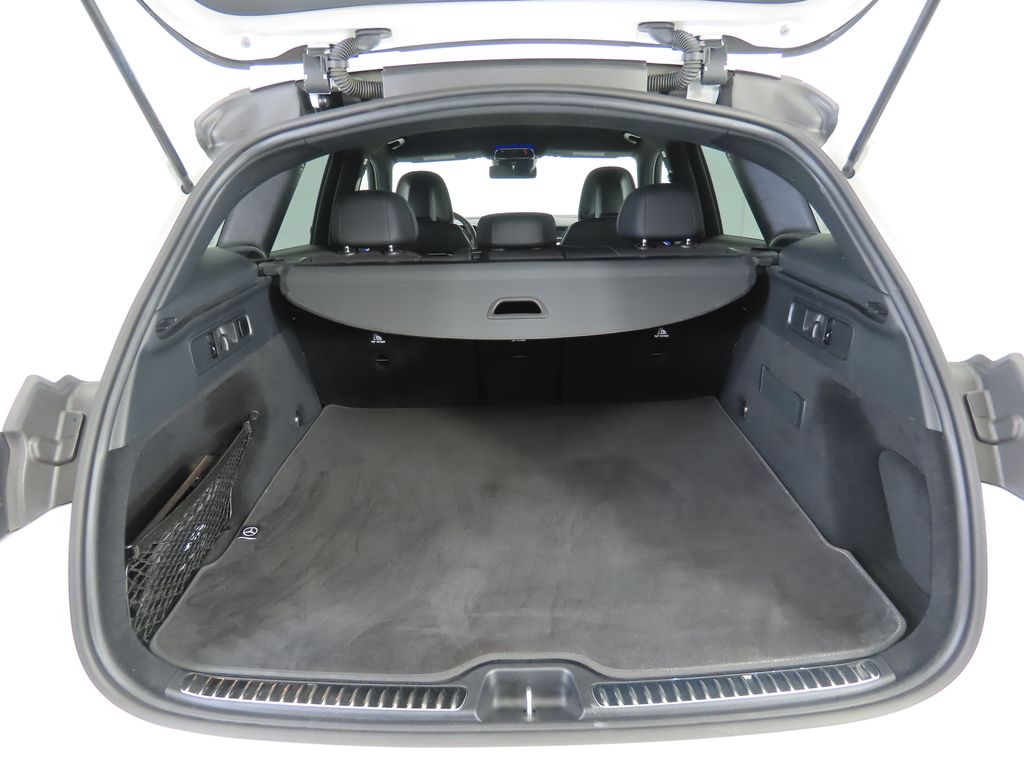 Thumbnail: 2025 Mercedes-Benz GLC - 28