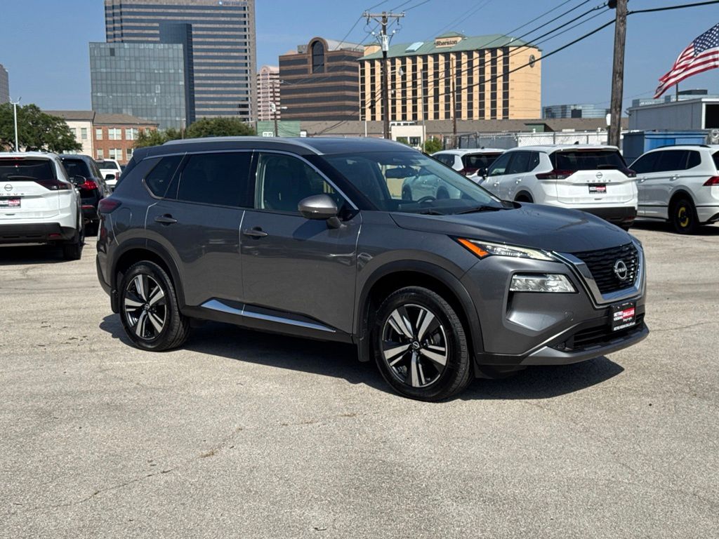 2022 Nissan Rogue SL