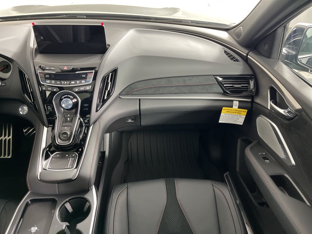 Thumbnail: 2025 Acura RDX - 15