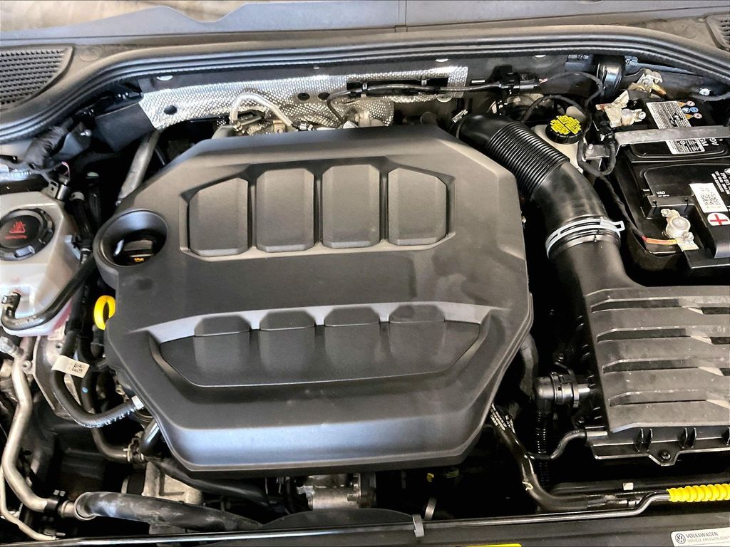 2022 Volkswagen Golf GTI — photo 29