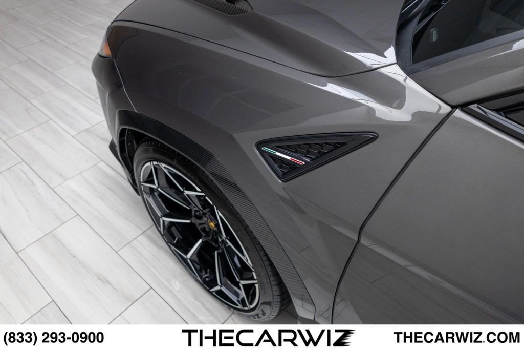 2023 Lamborghini Urus