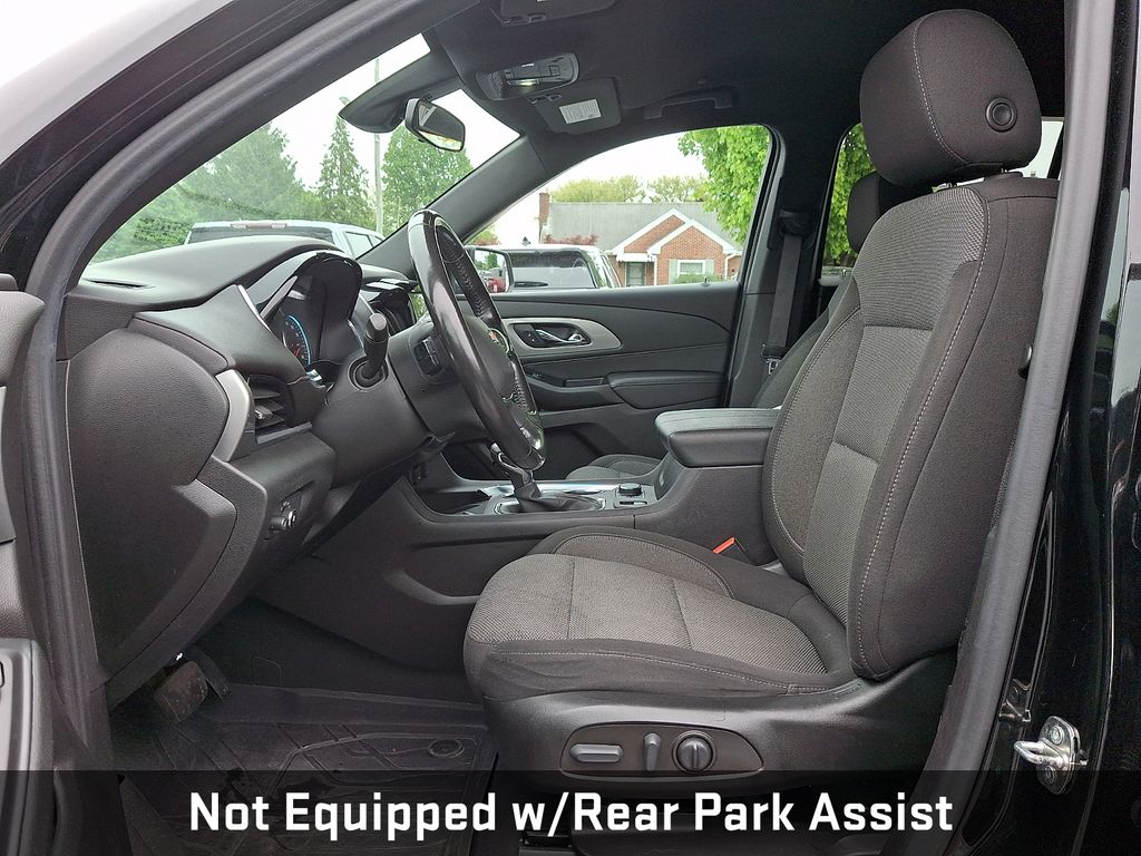 2022 Chevrolet Traverse LT Black at Klick Lewis Buick Chevrolet