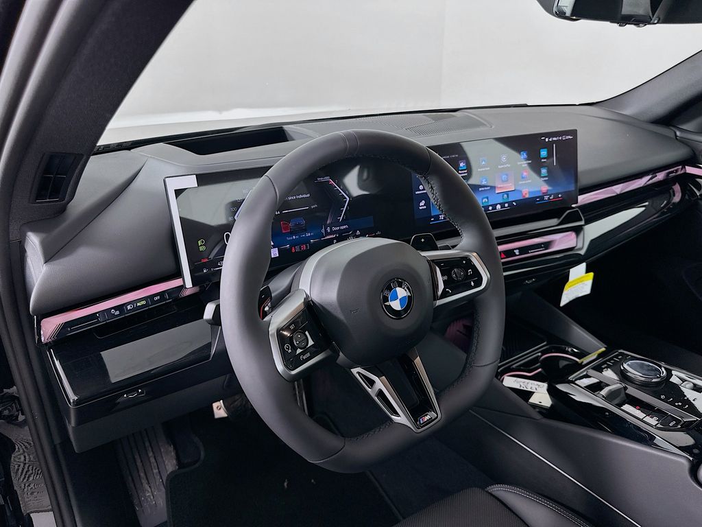 Thumbnail: 2026 BMW 5 Series - 9