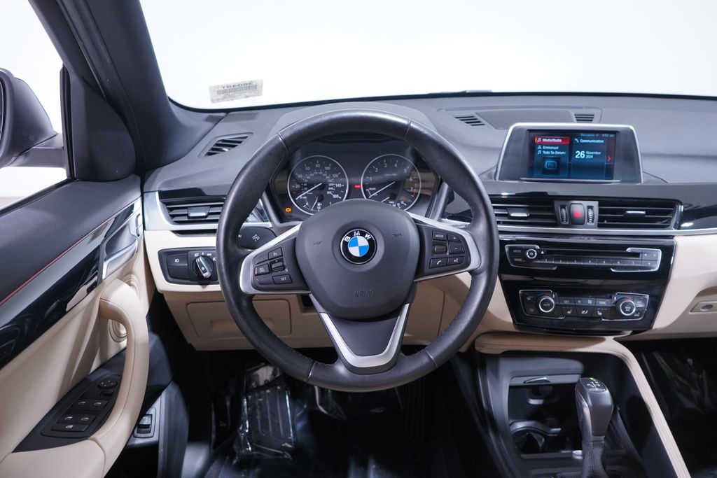 2018 BMW X1 xDrive28i 10