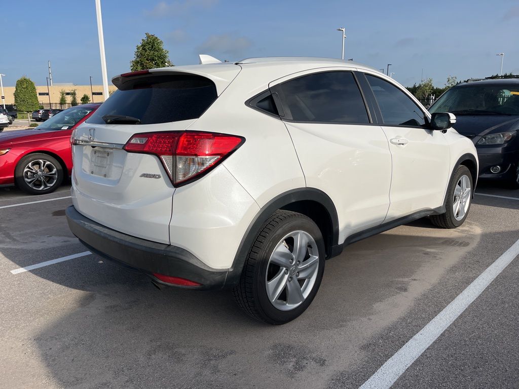 Thumbnail: 2019 Honda HR-V - 3