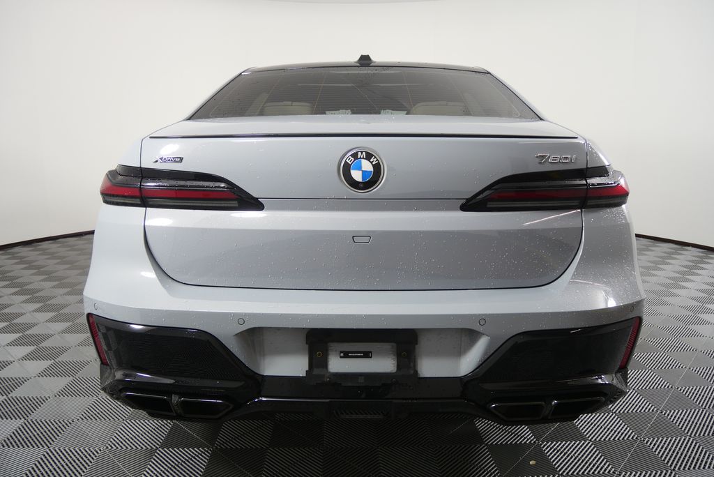 Thumbnail: 2023 BMW 7 Series - 5