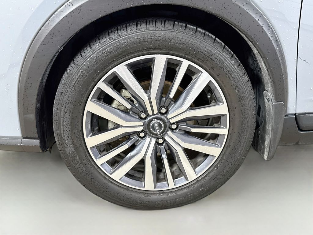 2024 Boulder Gray Pearl Nissan Kicks SV FWD SUV