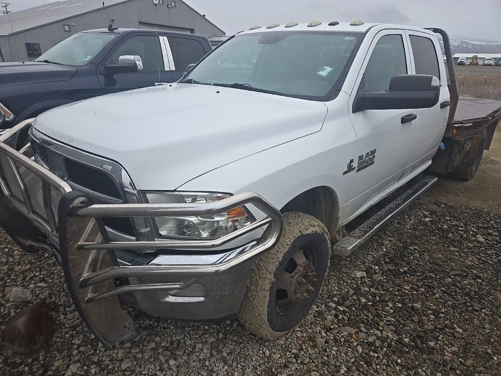 2013 RAM 3500 Chassis Tradesman Crew Cab 4WD