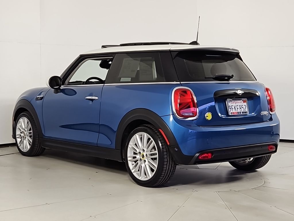 Thumbnail: 2023 MINI Cooper - 9