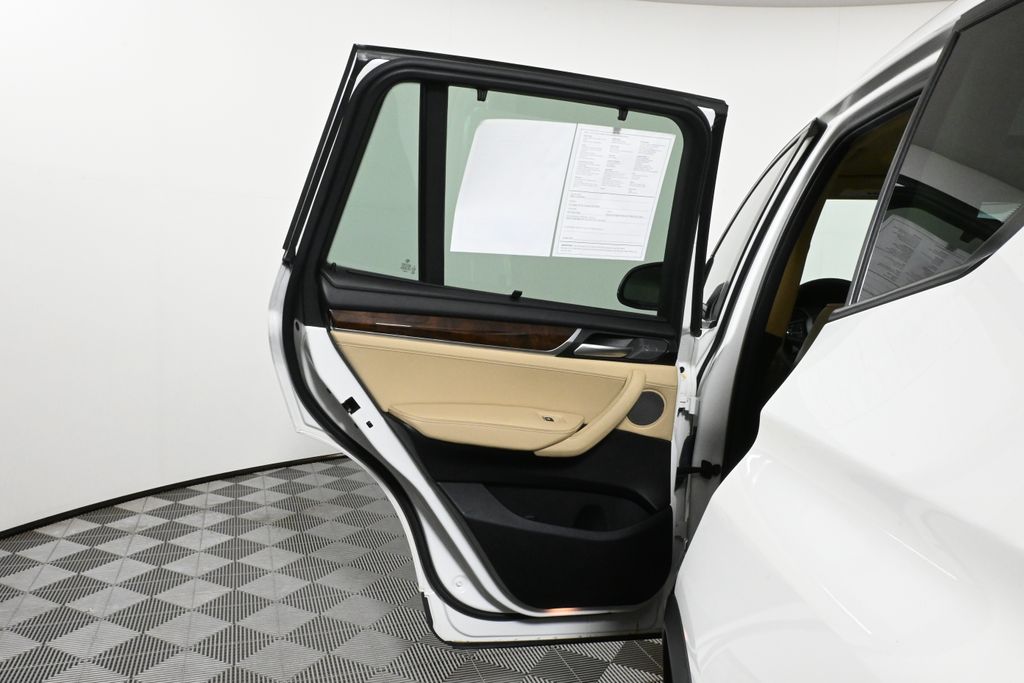 Thumbnail: 2017 BMW X3 - 31