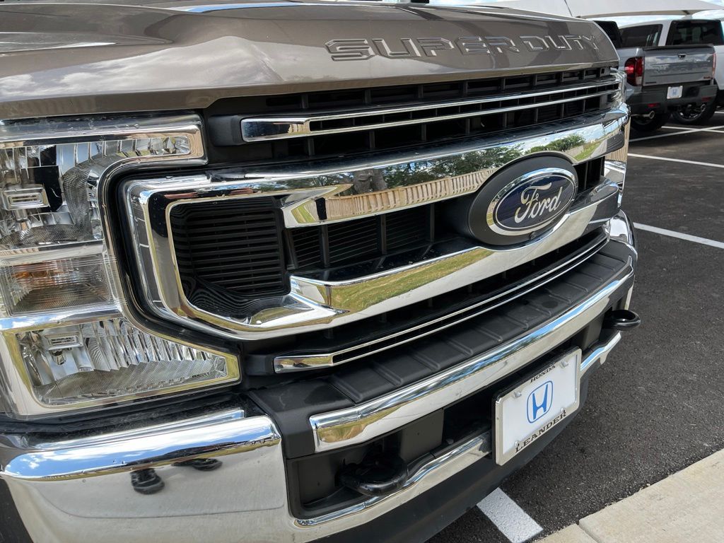 Thumbnail: 2022 Ford Econoline - 14