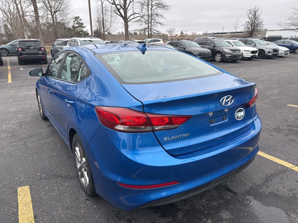 Used 2017 Blue Hyundai Value Edition image 5
