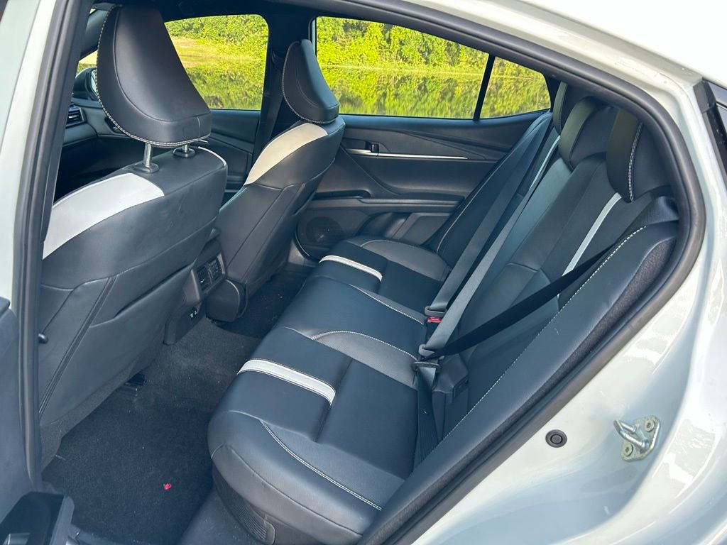 2025 Toyota Camry SE 13