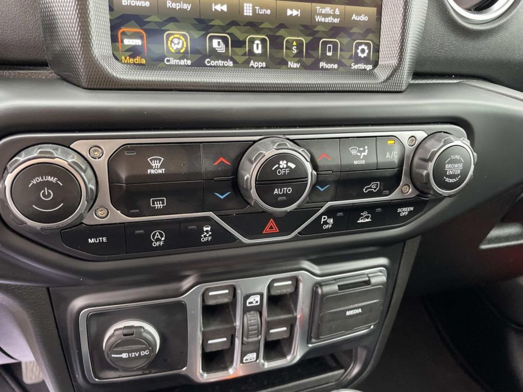 Used 2021 Red Jeep Overland image 27