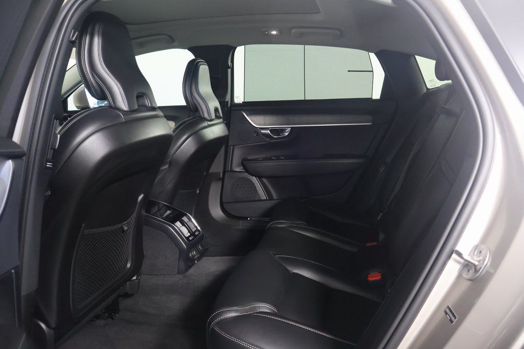 2025 Volvo S90  11