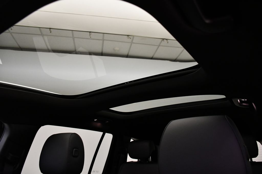 Thumbnail: 2026 Mercedes-Benz GLB - 17