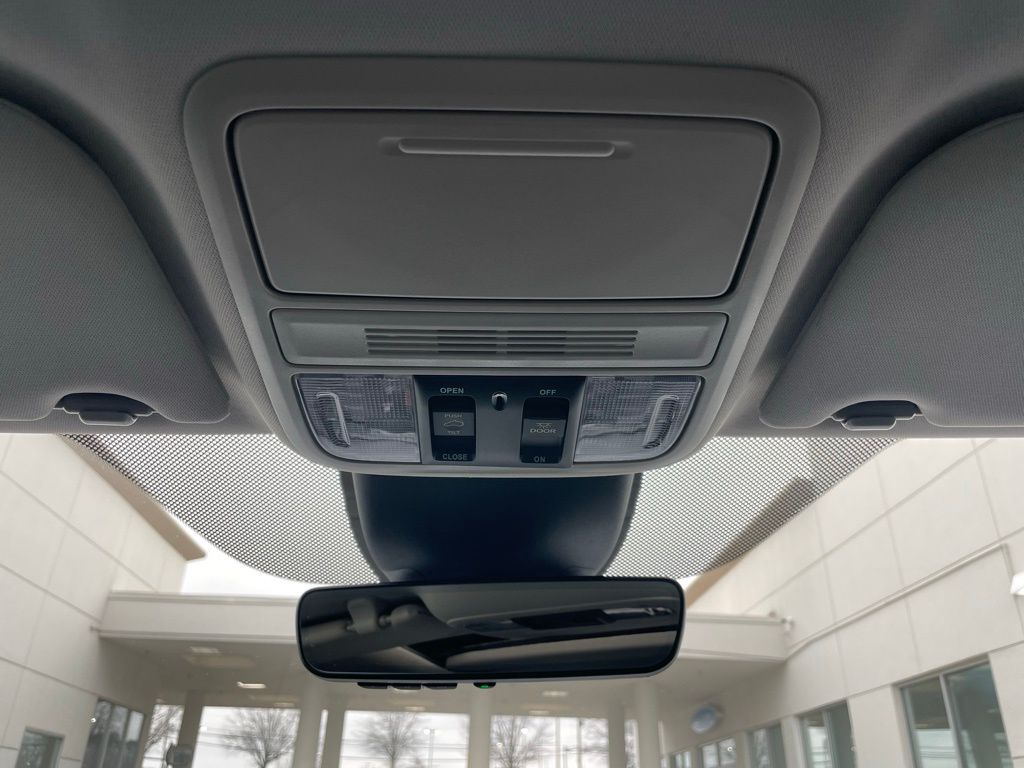 Thumbnail: 2026 Honda Odyssey - 16