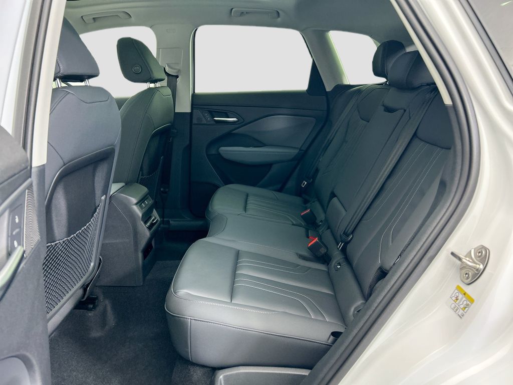 Thumbnail: 2026 Audi Q3 - 21